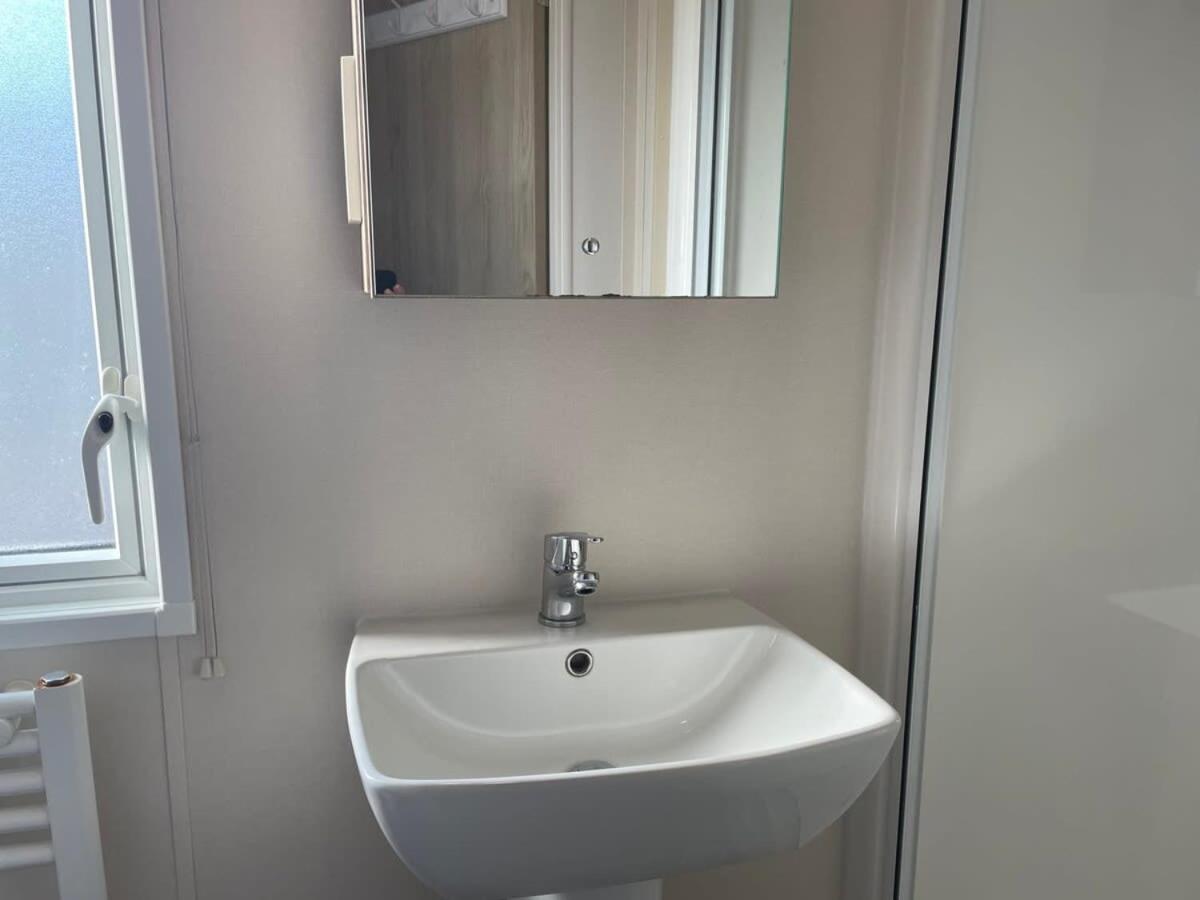 74 Bayside Cove Pevensey Bay Holiday Park المظهر الخارجي الصورة